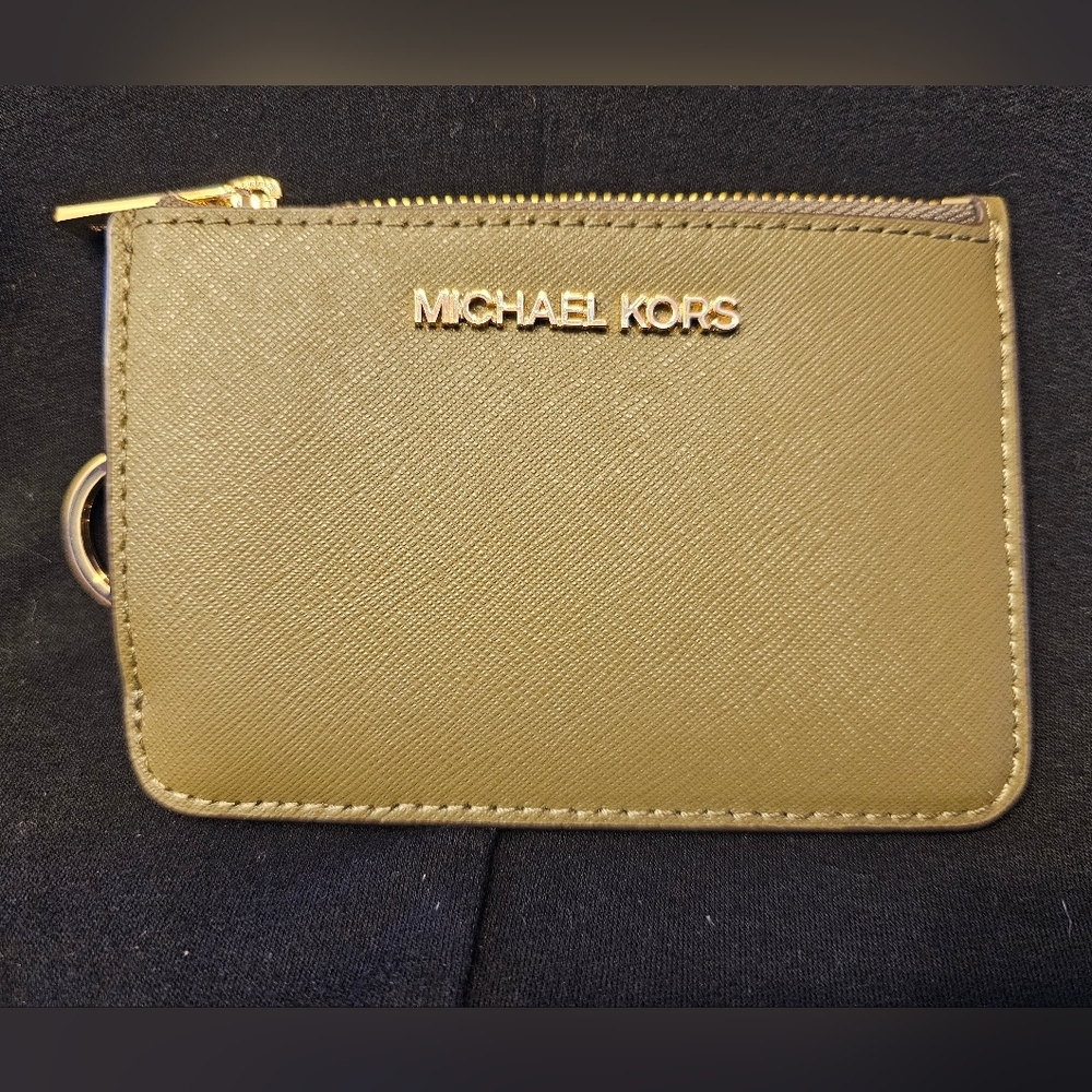 Michael Kors Jet Set Travel Small TZ Coinpurse with ID